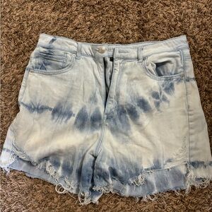 American Eagle Outfitters Highest Rise Mom Short